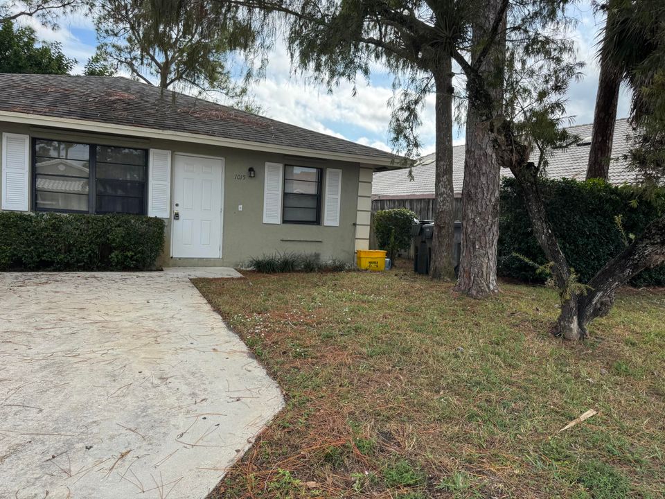 В аренду: $2,475 (3 спален, 2 ванн, 1193 Квадратных фут)