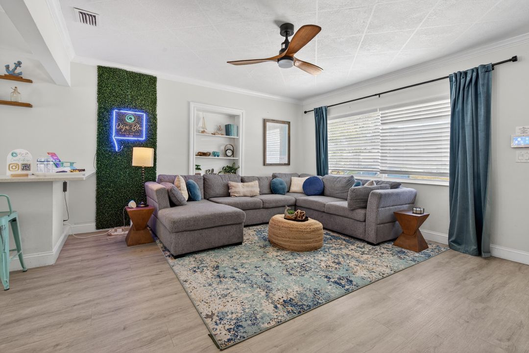 En Venta: $540,000 (3 camas, 2 baños, 1180 Pies cuadrados)