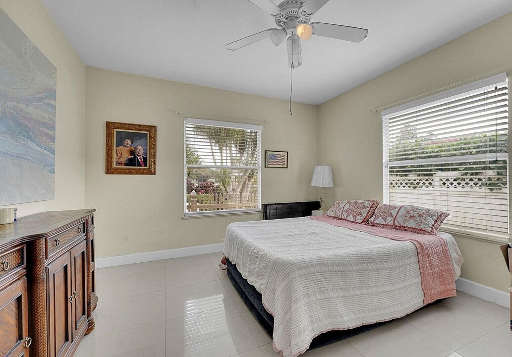 En Venta: $534,990 (3 camas, 2 baños, 2547 Pies cuadrados)