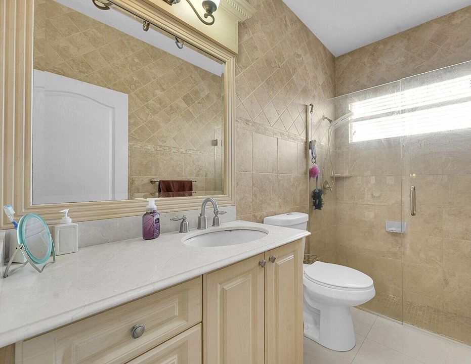 En Venta: $534,990 (3 camas, 2 baños, 2547 Pies cuadrados)