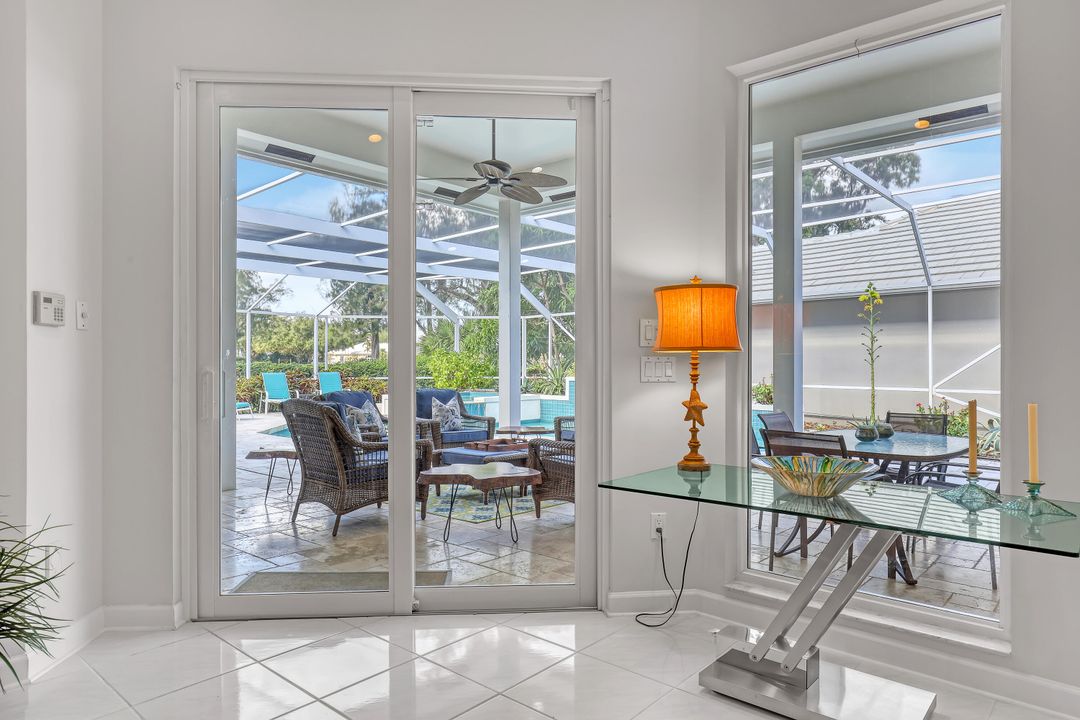 For Sale: $899,999 (3 beds, 3 baths, 2890 Square Feet)