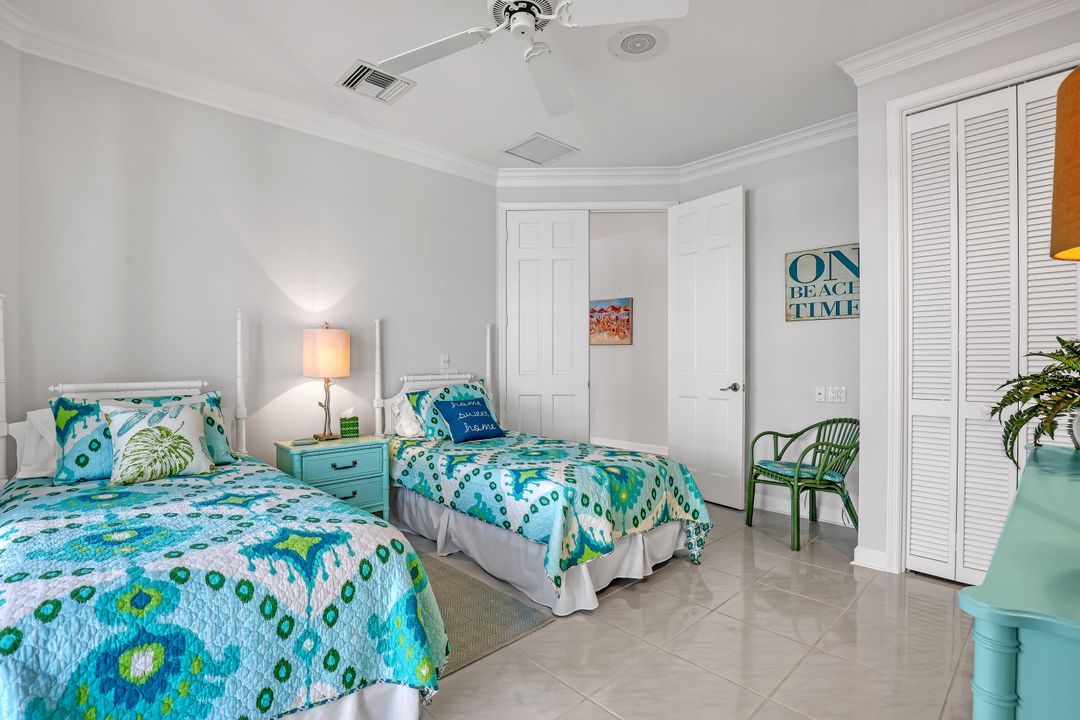 For Sale: $899,999 (3 beds, 3 baths, 2890 Square Feet)