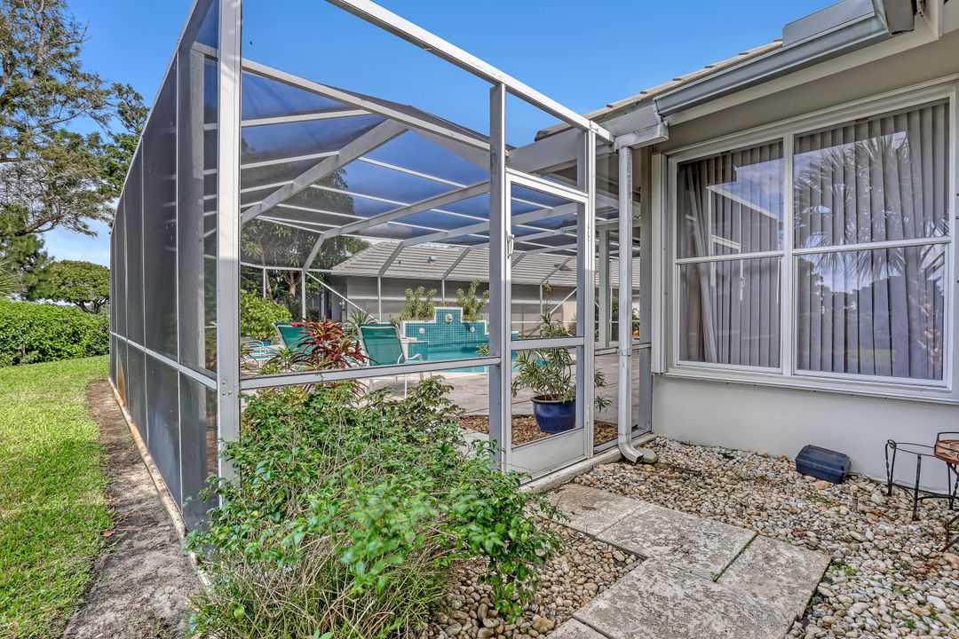 For Sale: $899,999 (3 beds, 3 baths, 2890 Square Feet)