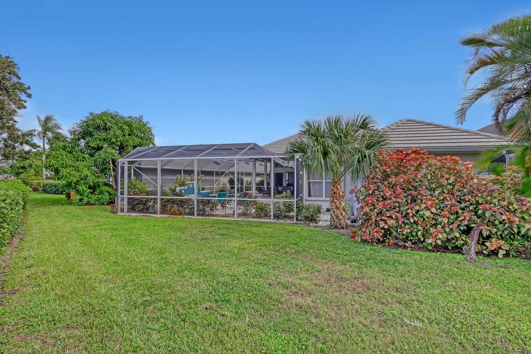 For Sale: $899,999 (3 beds, 3 baths, 2890 Square Feet)