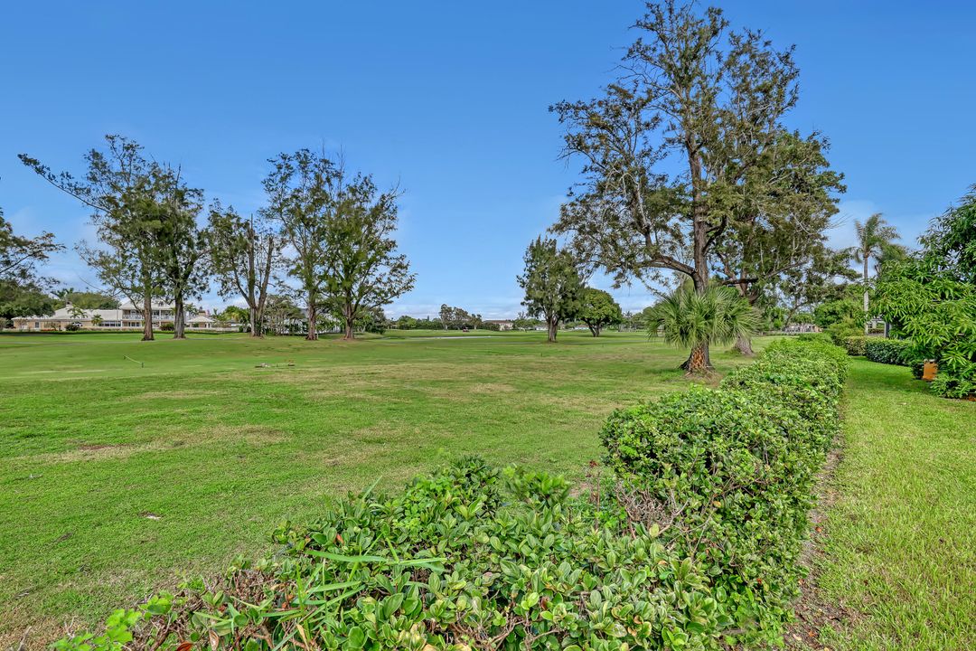 For Sale: $899,999 (3 beds, 3 baths, 2890 Square Feet)