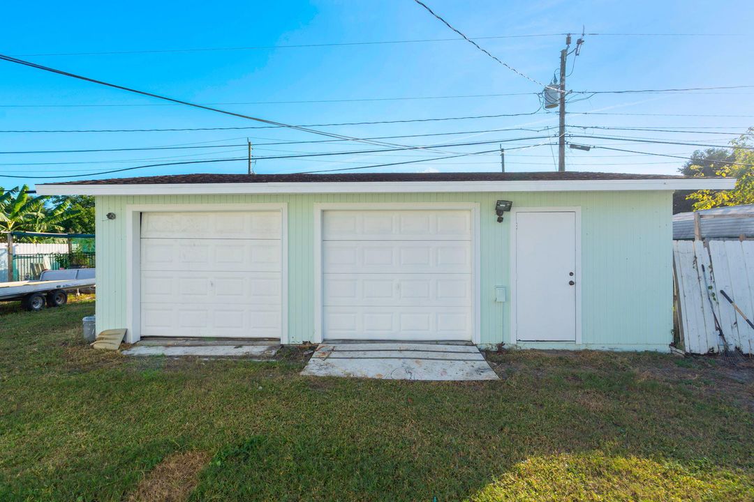 En Venta: $460,000 (4 camas, 2 baños, 1436 Pies cuadrados)