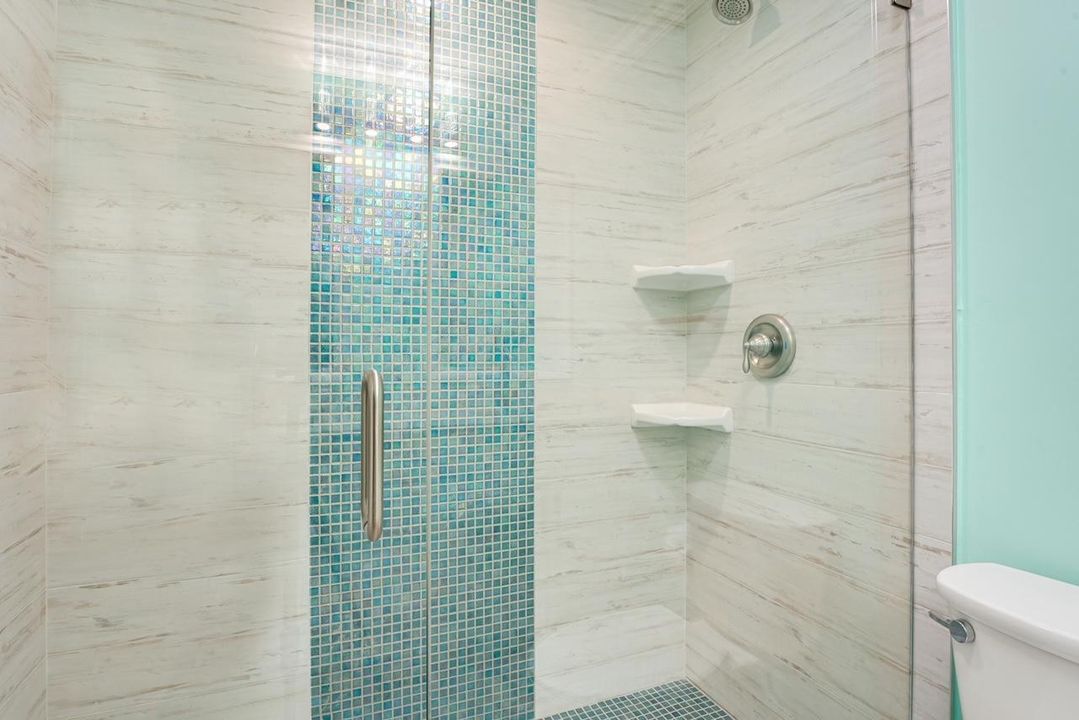 待售: $995,000 (2 贝兹, 2 浴室, 1512 平方英尺)