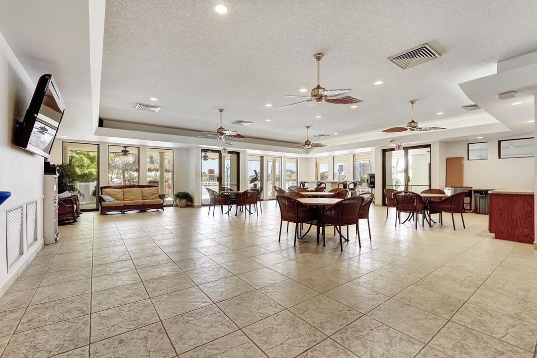 待售: $995,000 (2 贝兹, 2 浴室, 1512 平方英尺)