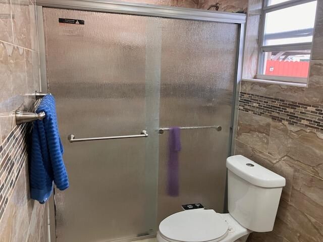 На продажу: $510,000 (4 спален, 2 ванн, 1736 Квадратных фут)