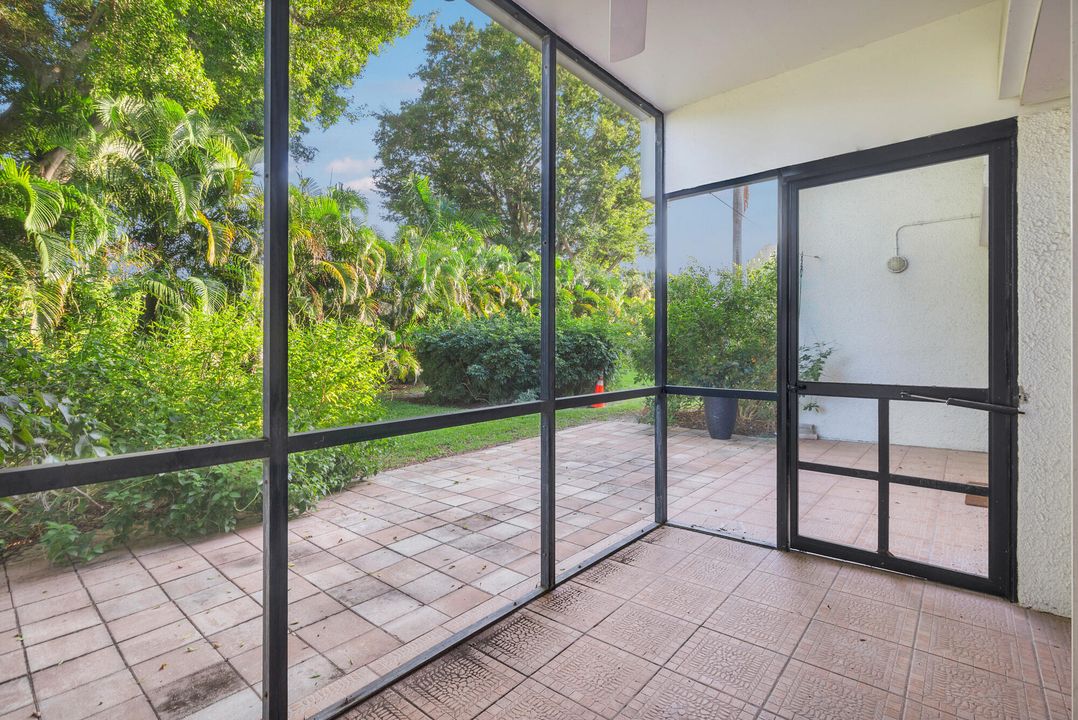 En Venta: $429,000 (3 camas, 3 baños, 1781 Pies cuadrados)