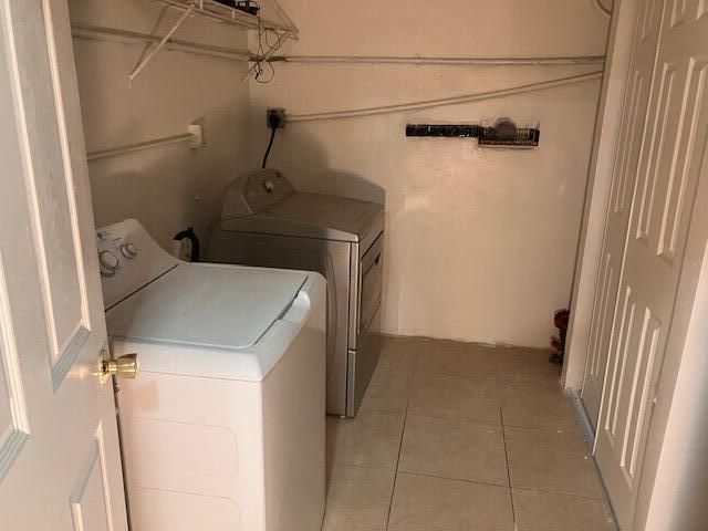 На продажу: $510,000 (4 спален, 2 ванн, 1736 Квадратных фут)