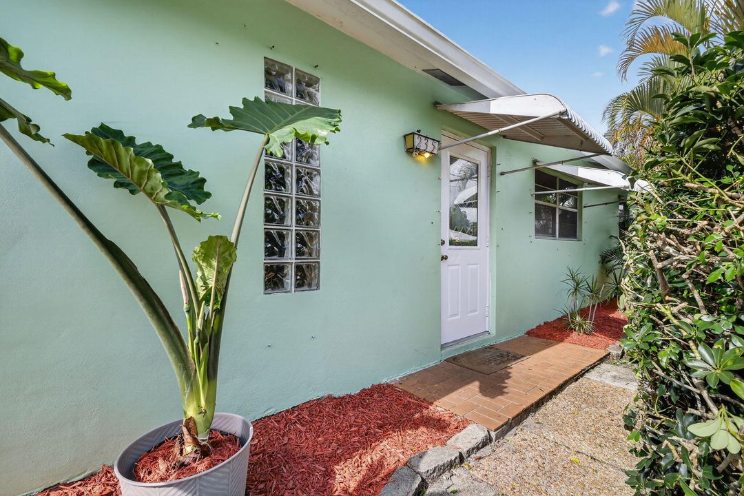 For Sale: $449,900 (3 beds, 2 baths, 1500 Square Feet)