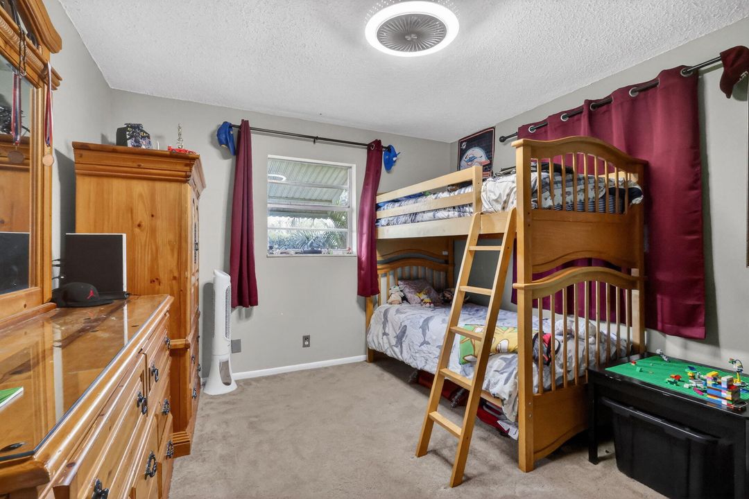 For Sale: $449,900 (3 beds, 2 baths, 1500 Square Feet)