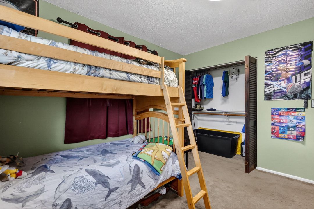 For Sale: $449,900 (3 beds, 2 baths, 1500 Square Feet)