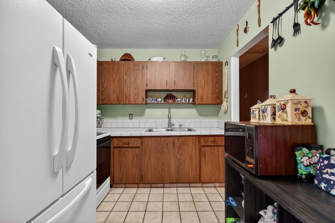 For Sale: $449,900 (3 beds, 2 baths, 1500 Square Feet)