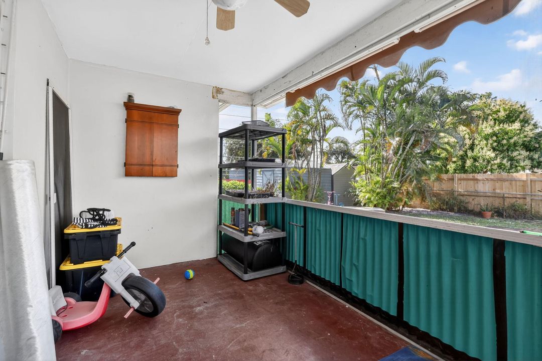 For Sale: $449,900 (3 beds, 2 baths, 1500 Square Feet)