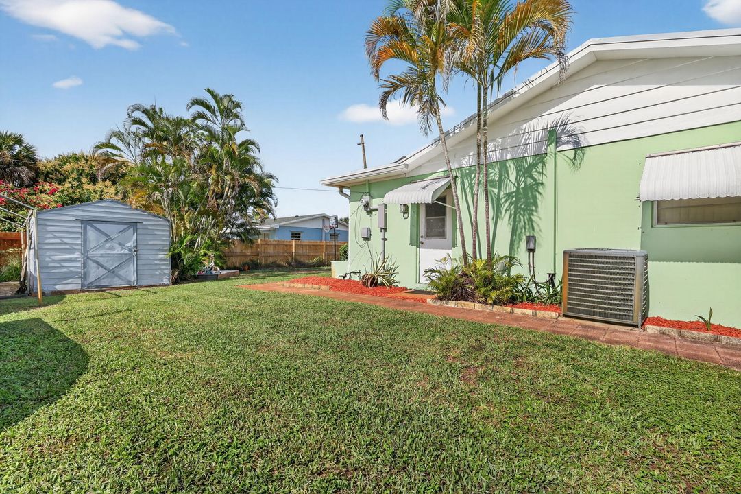 For Sale: $449,900 (3 beds, 2 baths, 1500 Square Feet)