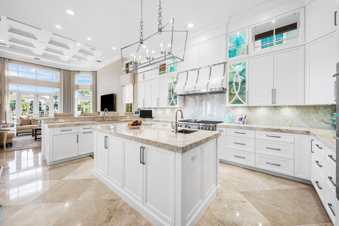 For Sale: $12,500,000 (6 beds, 6 baths, 6014 Square Feet)