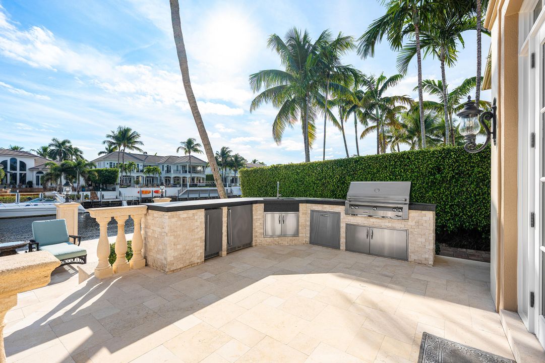 For Sale: $12,500,000 (6 beds, 6 baths, 6014 Square Feet)