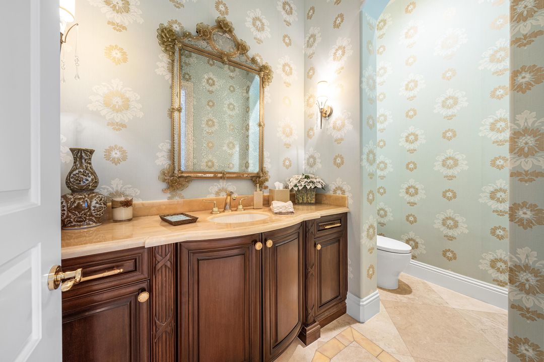 For Sale: $12,500,000 (6 beds, 6 baths, 6014 Square Feet)