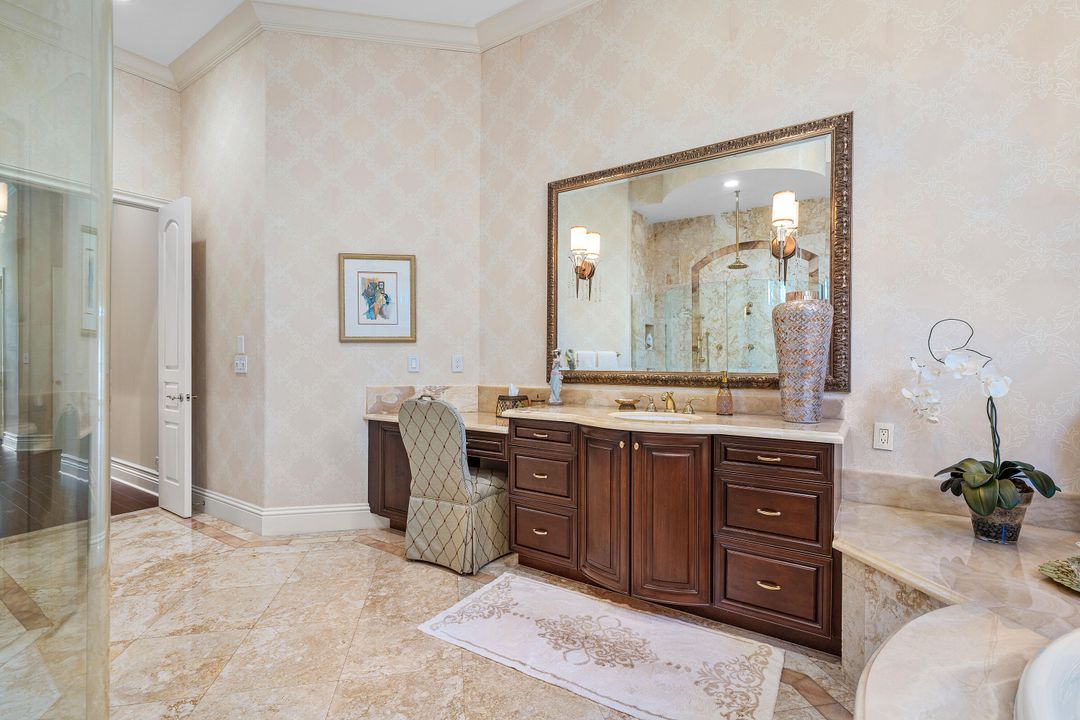 For Sale: $12,500,000 (6 beds, 6 baths, 6014 Square Feet)