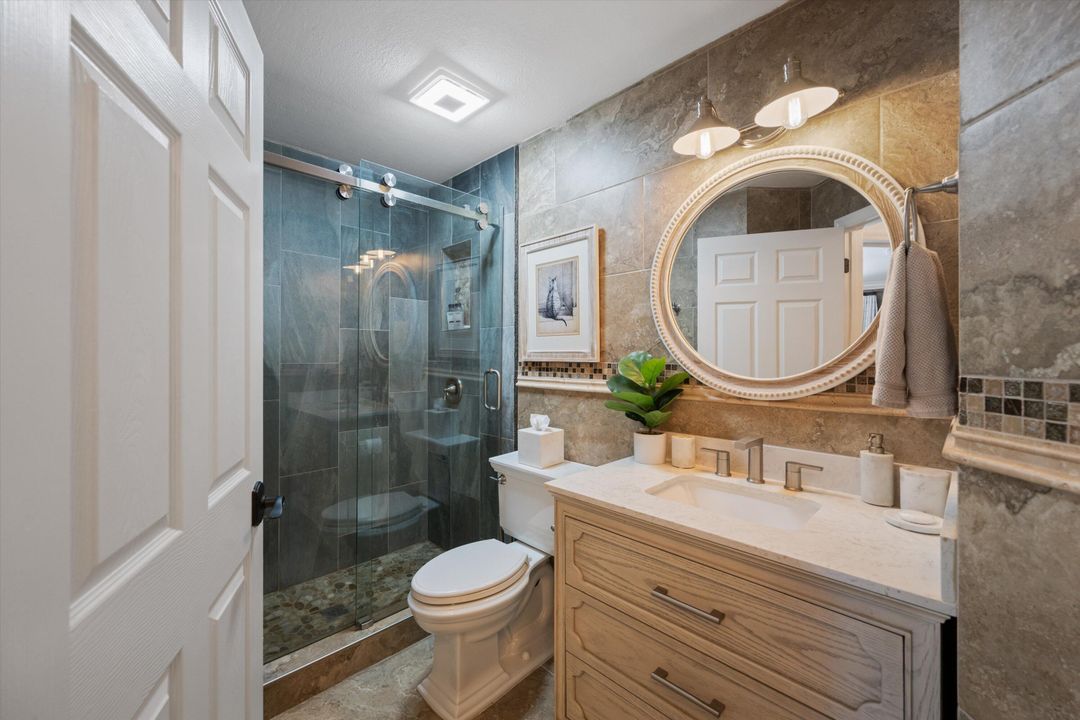 待售: $875,000 (4 贝兹, 3 浴室, 2215 平方英尺)