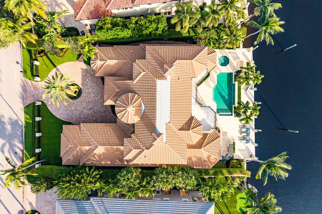 For Sale: $12,500,000 (6 beds, 6 baths, 6014 Square Feet)