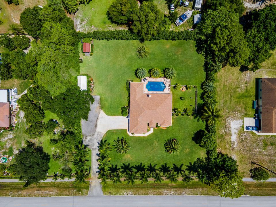 待售: $875,000 (4 贝兹, 3 浴室, 2215 平方英尺)