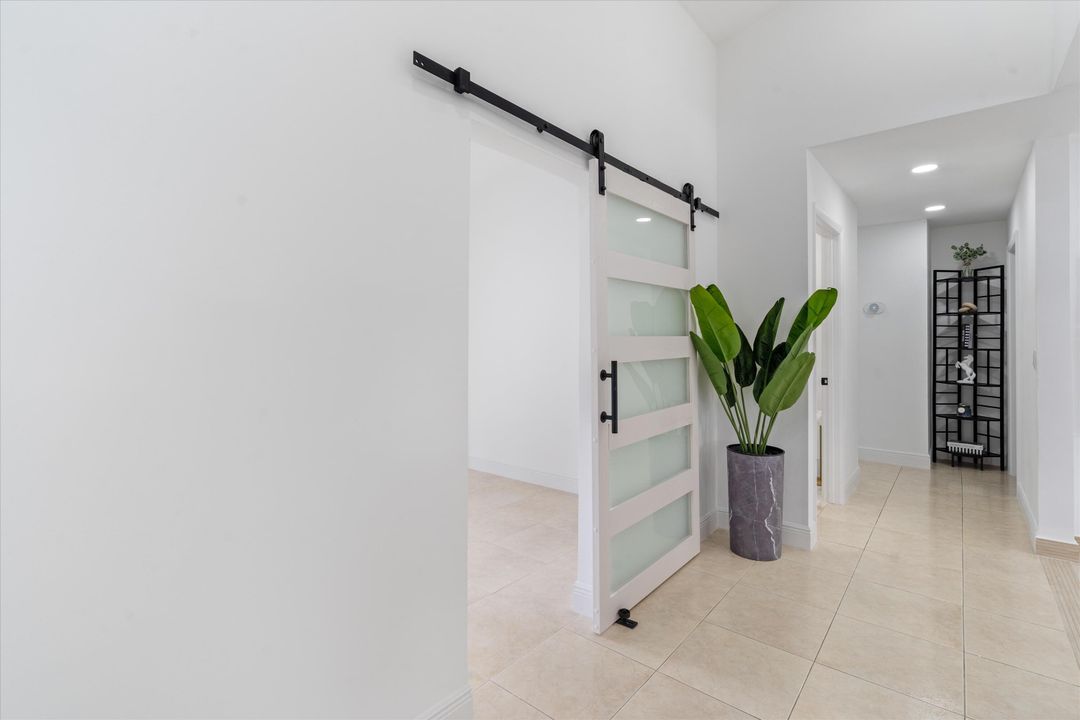 На продажу: $1,199,000 (5 спален, 2 ванн, 2902 Квадратных фут)