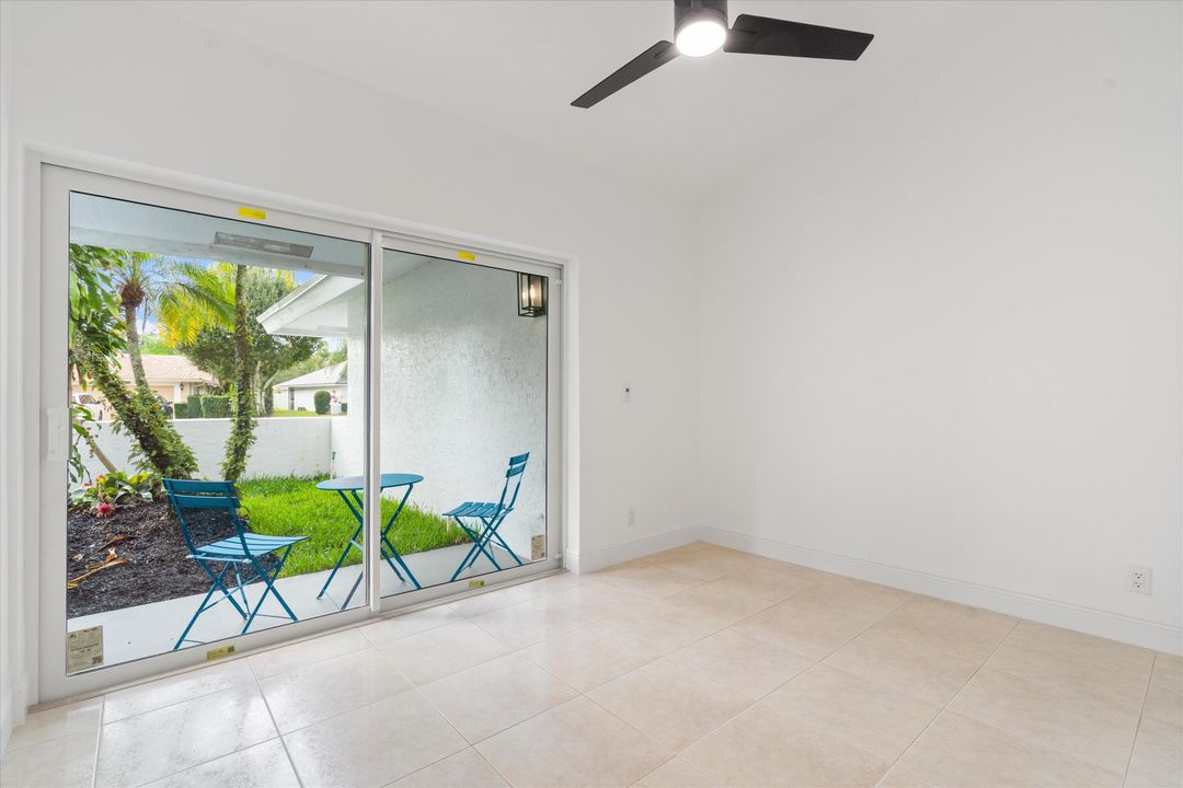 На продажу: $1,199,000 (5 спален, 2 ванн, 2902 Квадратных фут)