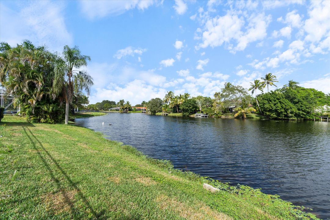 На продажу: $1,199,000 (5 спален, 2 ванн, 2902 Квадратных фут)