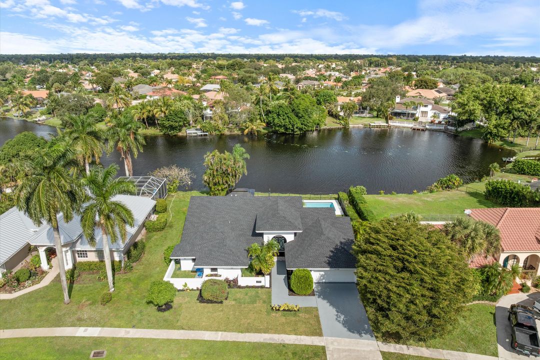 На продажу: $1,199,000 (5 спален, 2 ванн, 2902 Квадратных фут)