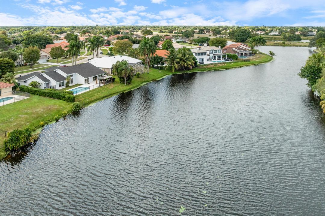 На продажу: $1,199,000 (5 спален, 2 ванн, 2902 Квадратных фут)