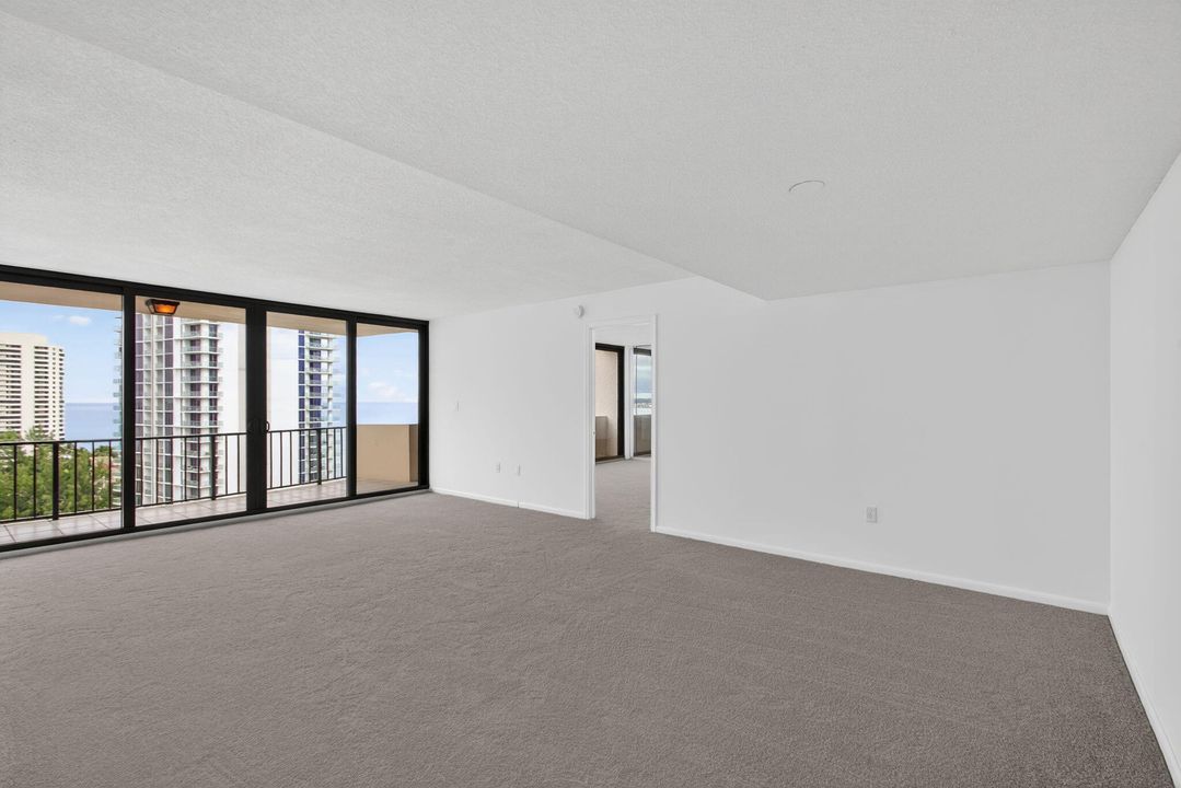 На продажу: $579,000 (2 спален, 2 ванн, 1210 Квадратных фут)