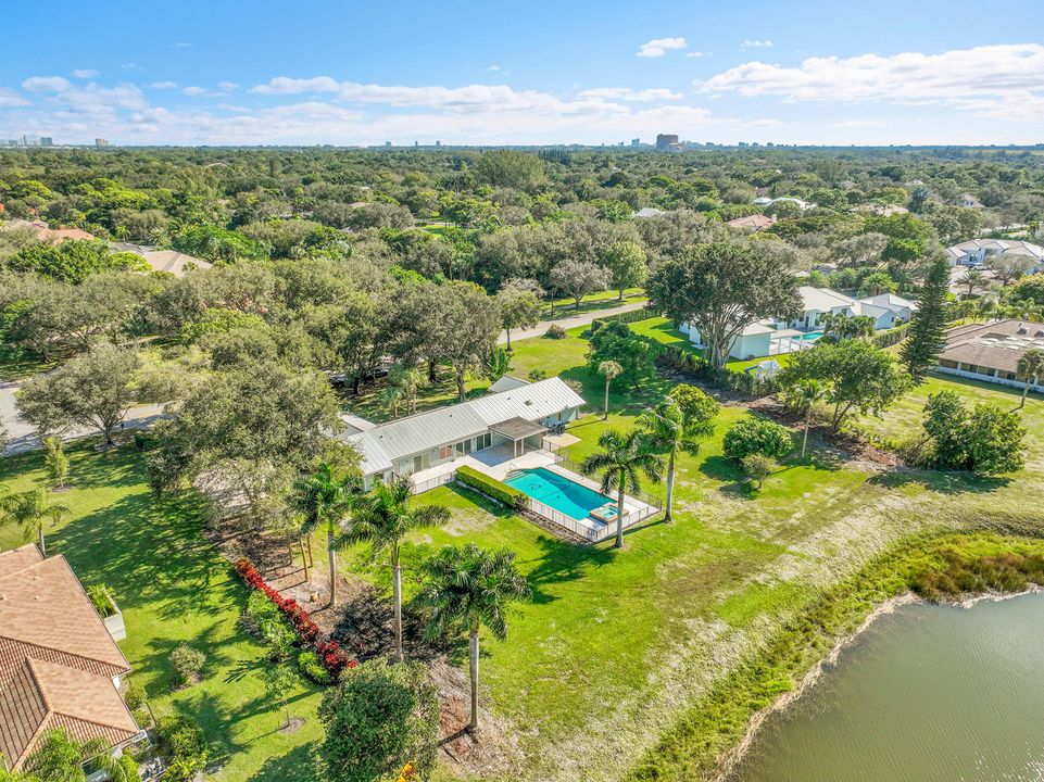 For Sale: $2,499,900 (4 beds, 3 baths, 3388 Square Feet)