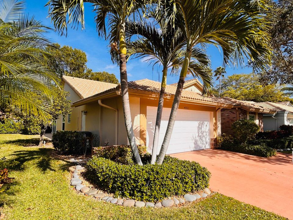 На продажу: $479,000 (3 спален, 2 ванн, 2104 Квадратных фут)