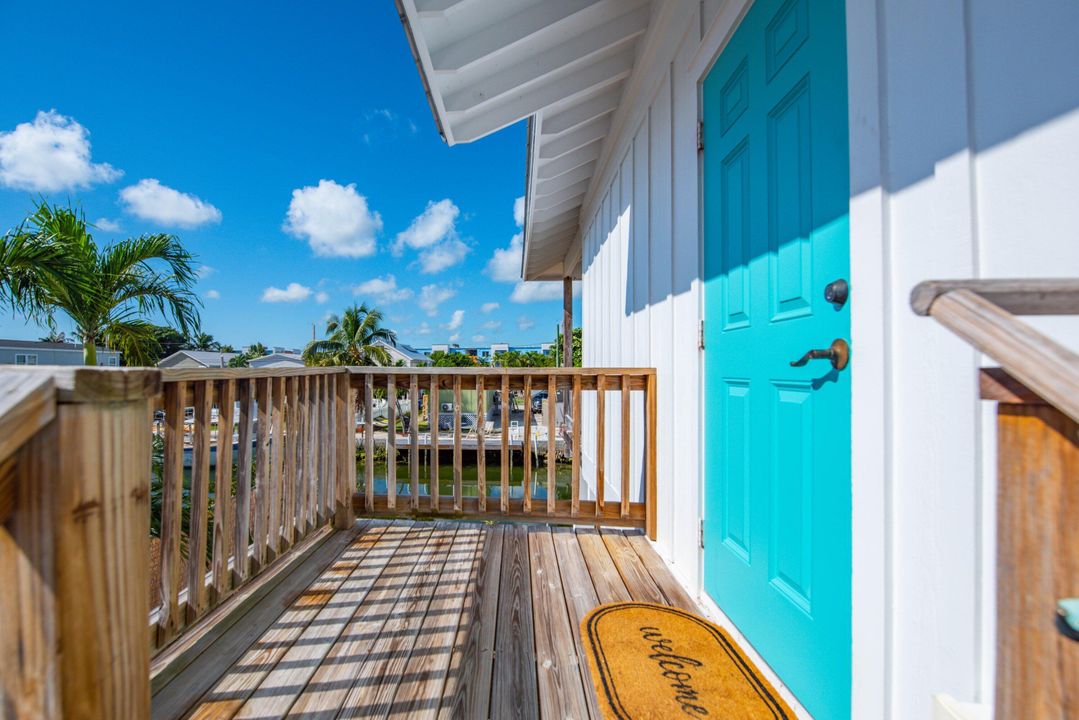 For Sale: $625,000 (1 beds, 1 baths, 525 Square Feet)