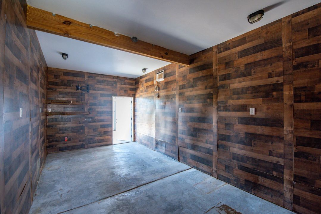 For Sale: $625,000 (1 beds, 1 baths, 525 Square Feet)