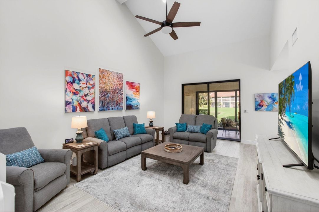 For Sale: $559,900 (3 beds, 2 baths, 1823 Square Feet)