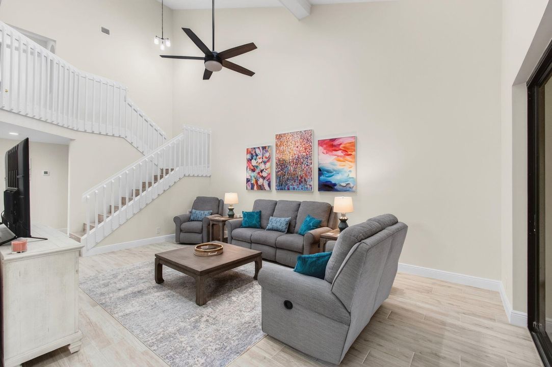 For Sale: $559,900 (3 beds, 2 baths, 1823 Square Feet)