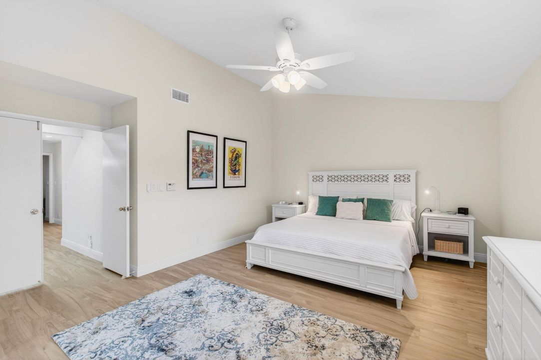 For Sale: $559,900 (3 beds, 2 baths, 1823 Square Feet)