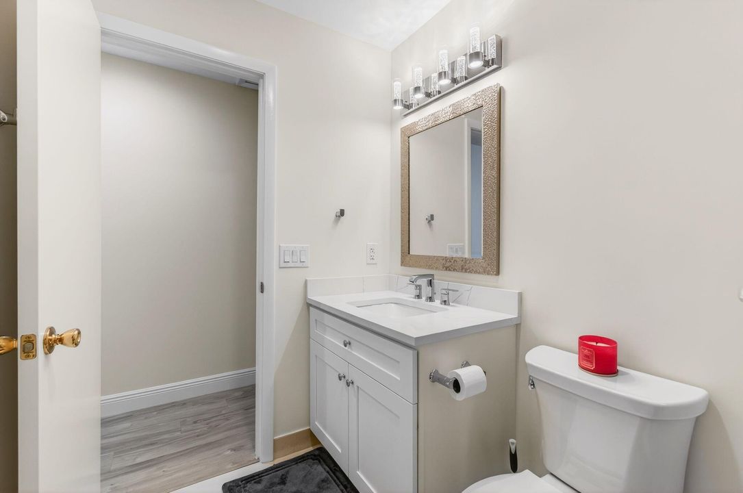 For Sale: $559,900 (3 beds, 2 baths, 1823 Square Feet)