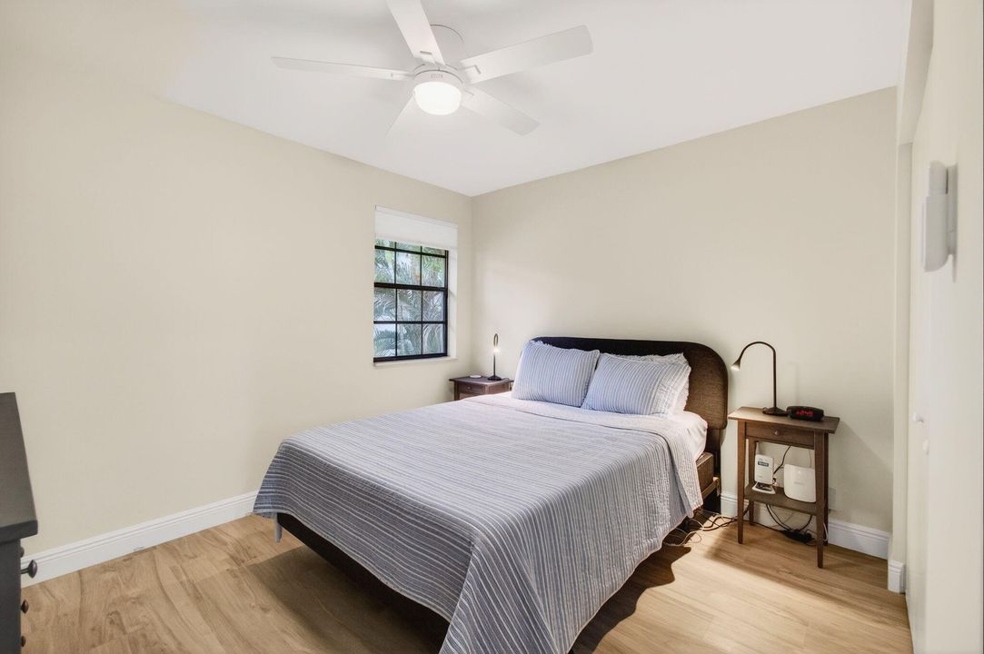 For Sale: $559,900 (3 beds, 2 baths, 1823 Square Feet)