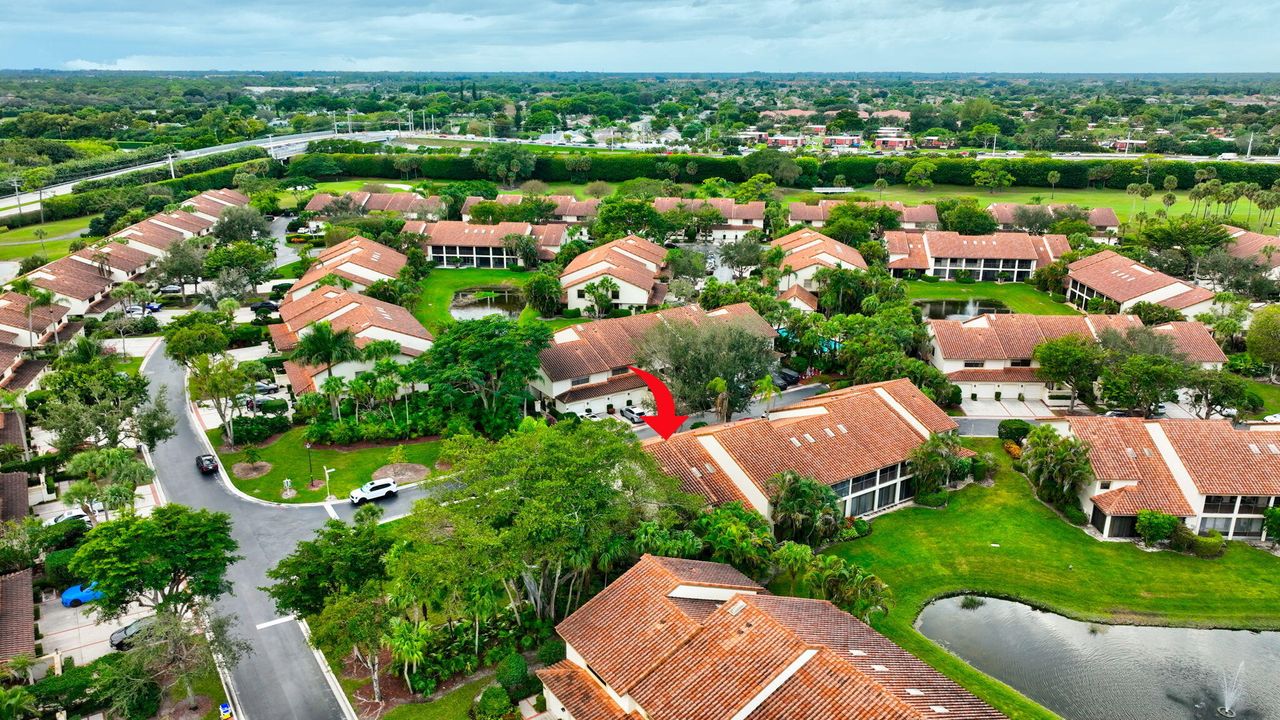 For Sale: $559,900 (3 beds, 2 baths, 1823 Square Feet)