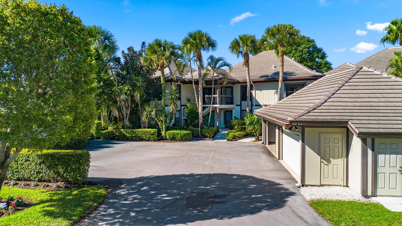 待售: $1,250,000 (3 贝兹, 3 浴室, 1776 平方英尺)