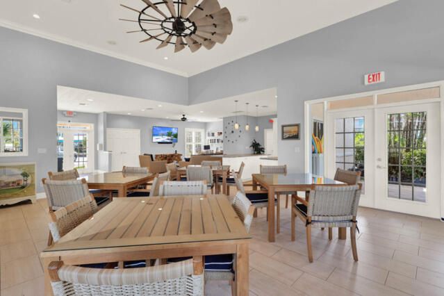 For Sale: $995,000 (3 beds, 3 baths, 2106 Square Feet)