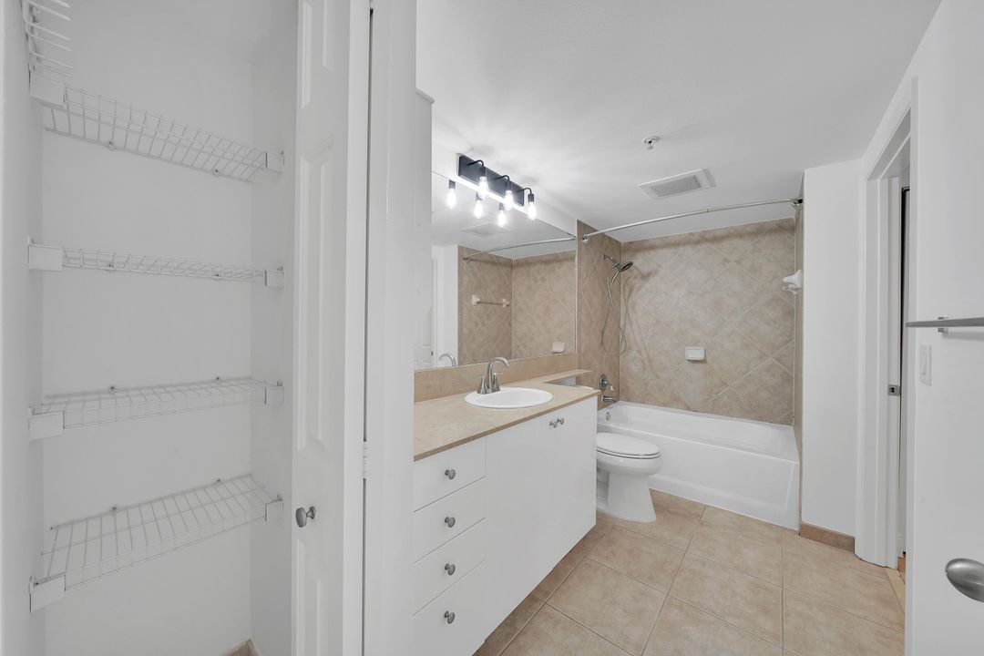 На продажу: $385,000 (1 спален, 1 ванн, 782 Квадратных фут)