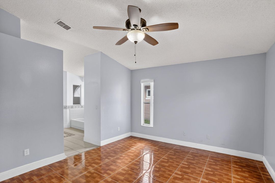 На продажу: $575,000 (4 спален, 2 ванн, 2285 Квадратных фут)