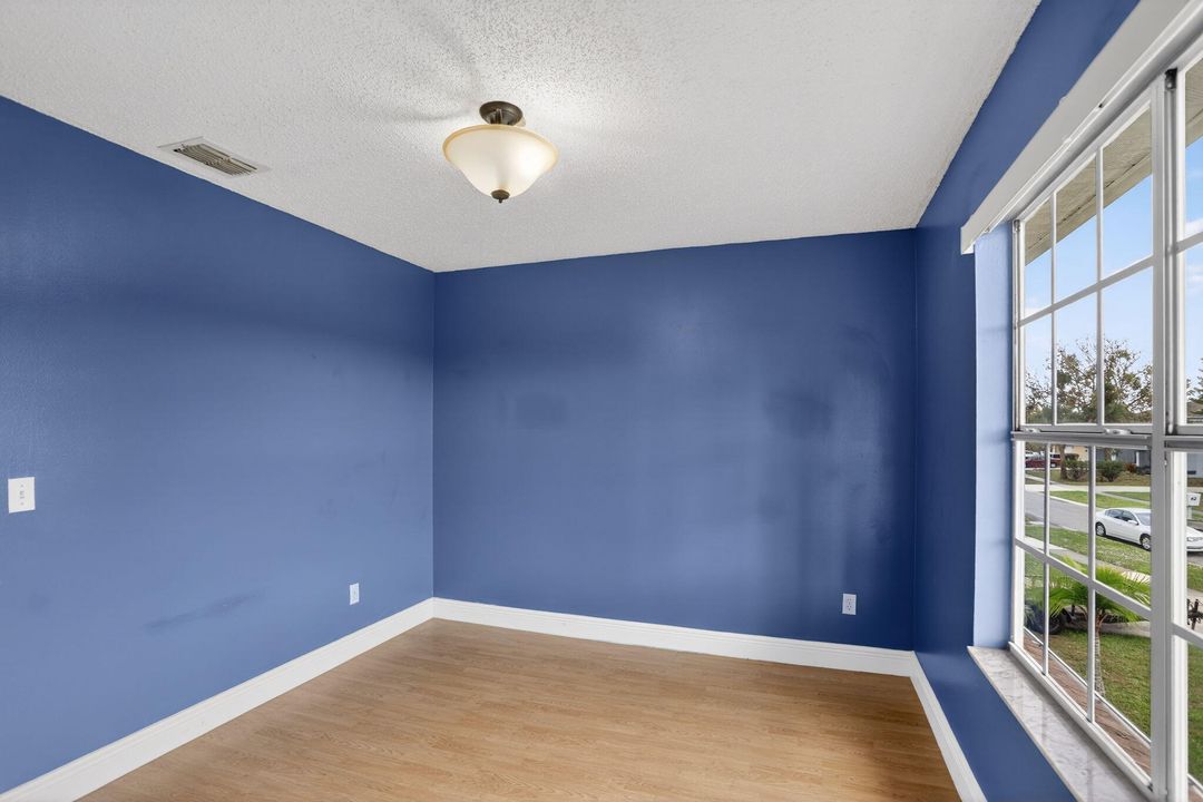 На продажу: $575,000 (4 спален, 2 ванн, 2285 Квадратных фут)