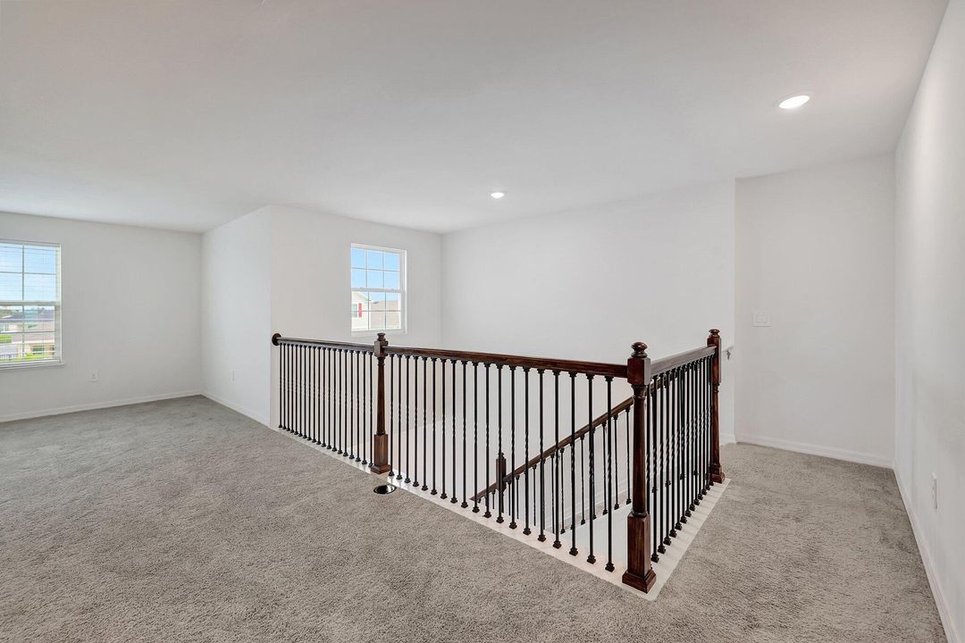 В аренду: $3,800 (5 спален, 3 ванн, 3087 Квадратных фут)